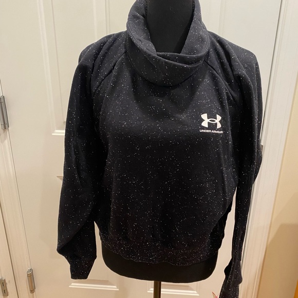Under Armour Sweaters - Woman’s under armor sweatshirt